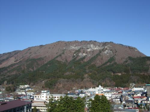 宇霊羅山