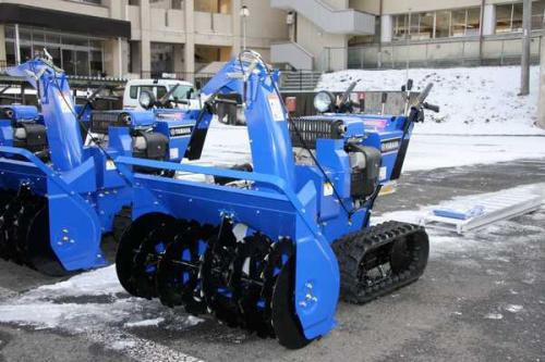 小型除雪機アップ