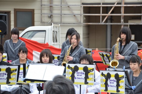 “高校生バンド”　　ではなくて　岩泉高校吹奏楽部です。